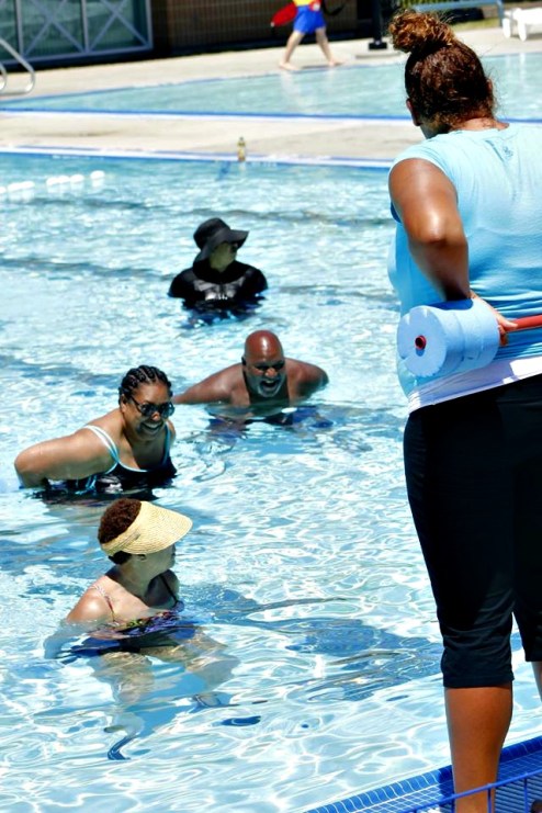 Seniors-enjoying-water-Aerobics