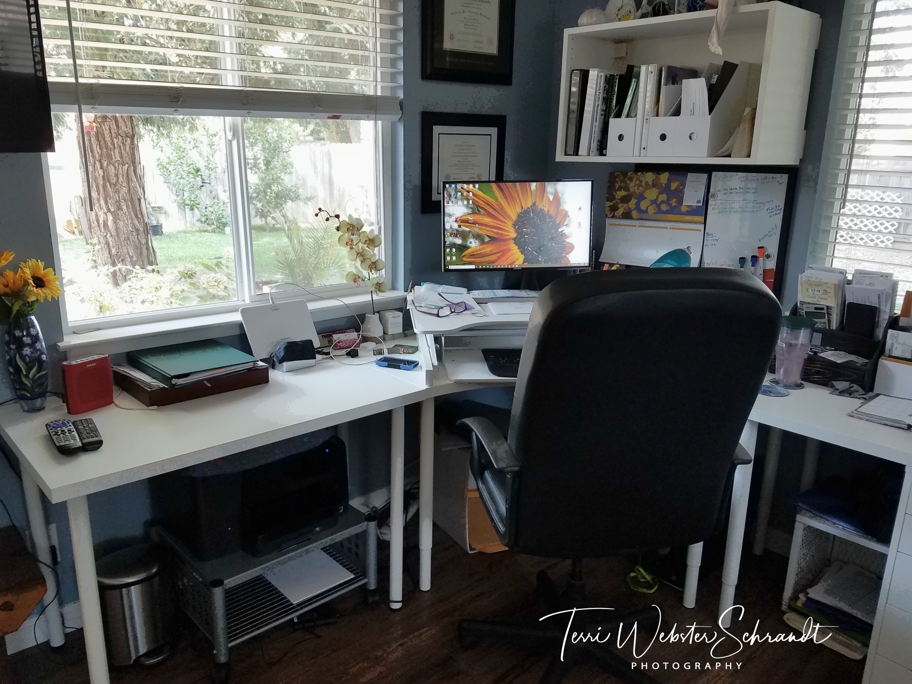 home office in master bedroom