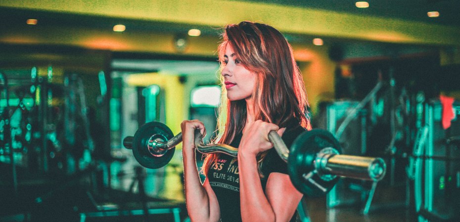 Woman lifting barbell