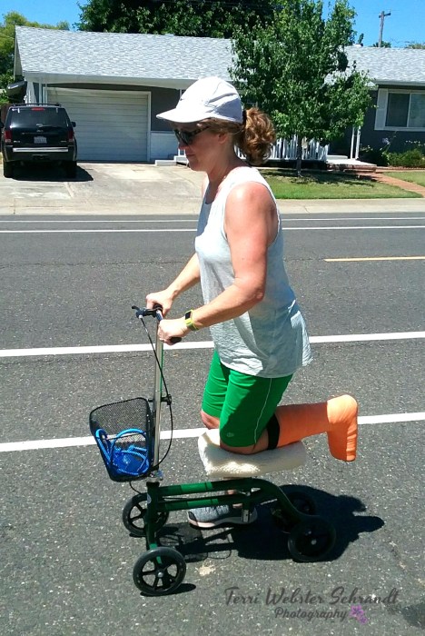 using the knee scooter