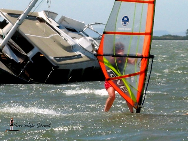 Straightened windsurf image