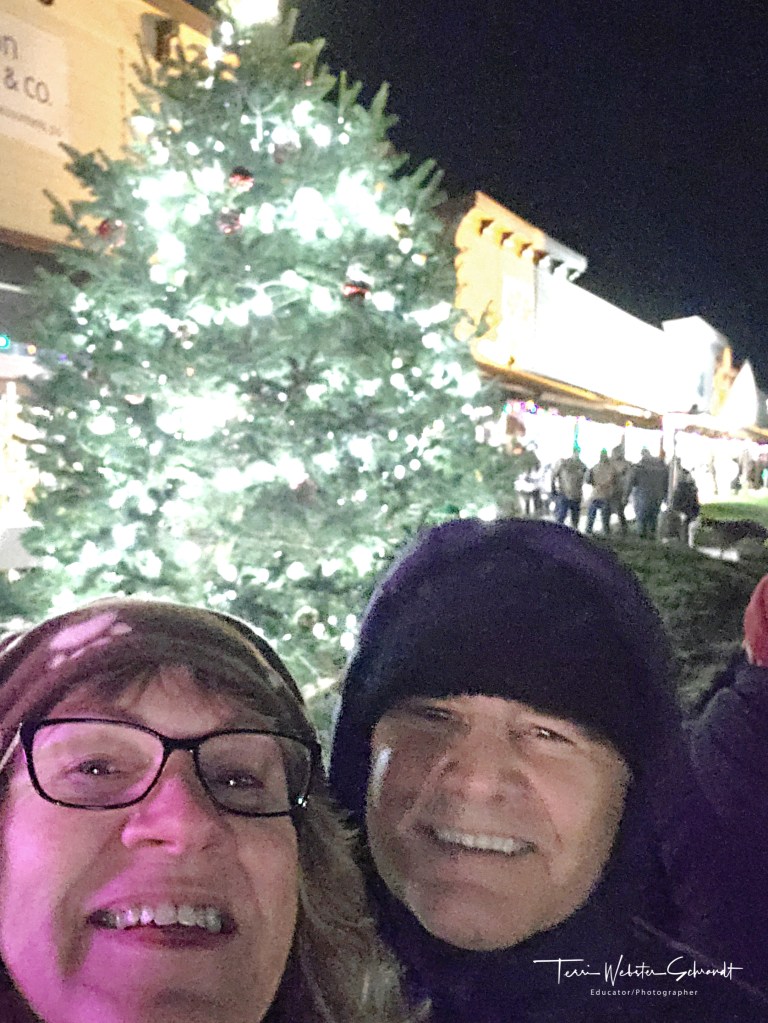 Tree lighting selfie