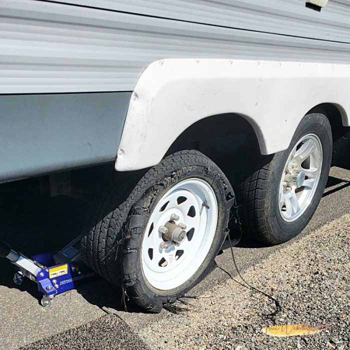 RV flat tire 2022