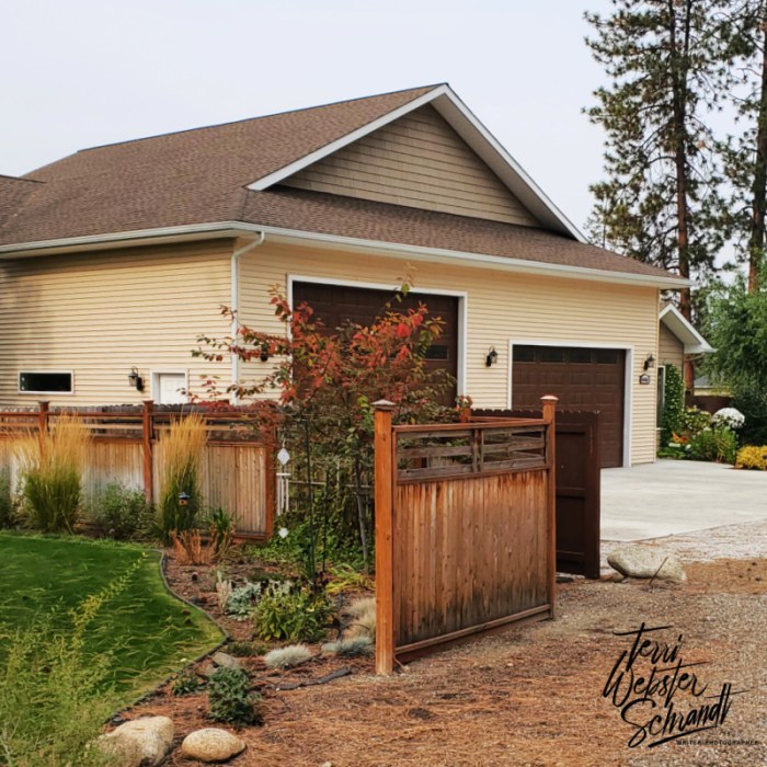 Neighborhood home brown tones