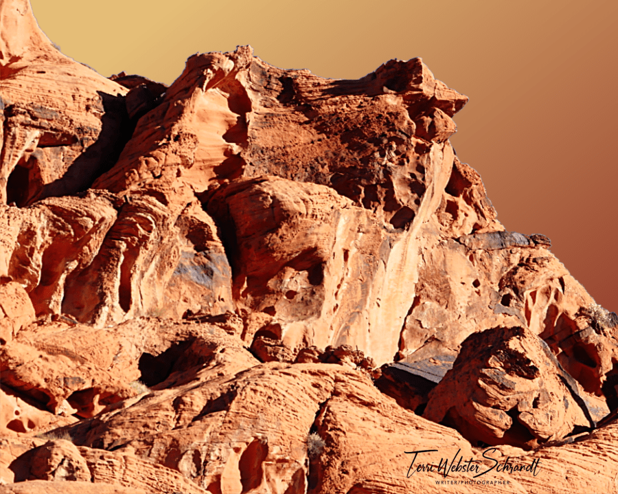 #WordlessWednesday: Monochrome Rocks