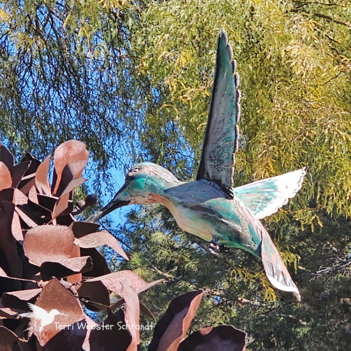 hummingbird sculpture