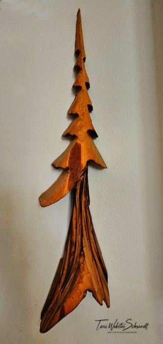 Wooden tree wall hanging