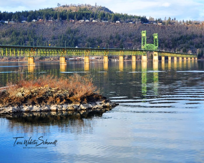 hood river bridge