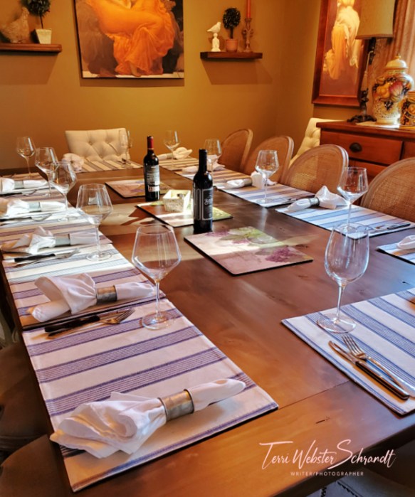 dining room table decor